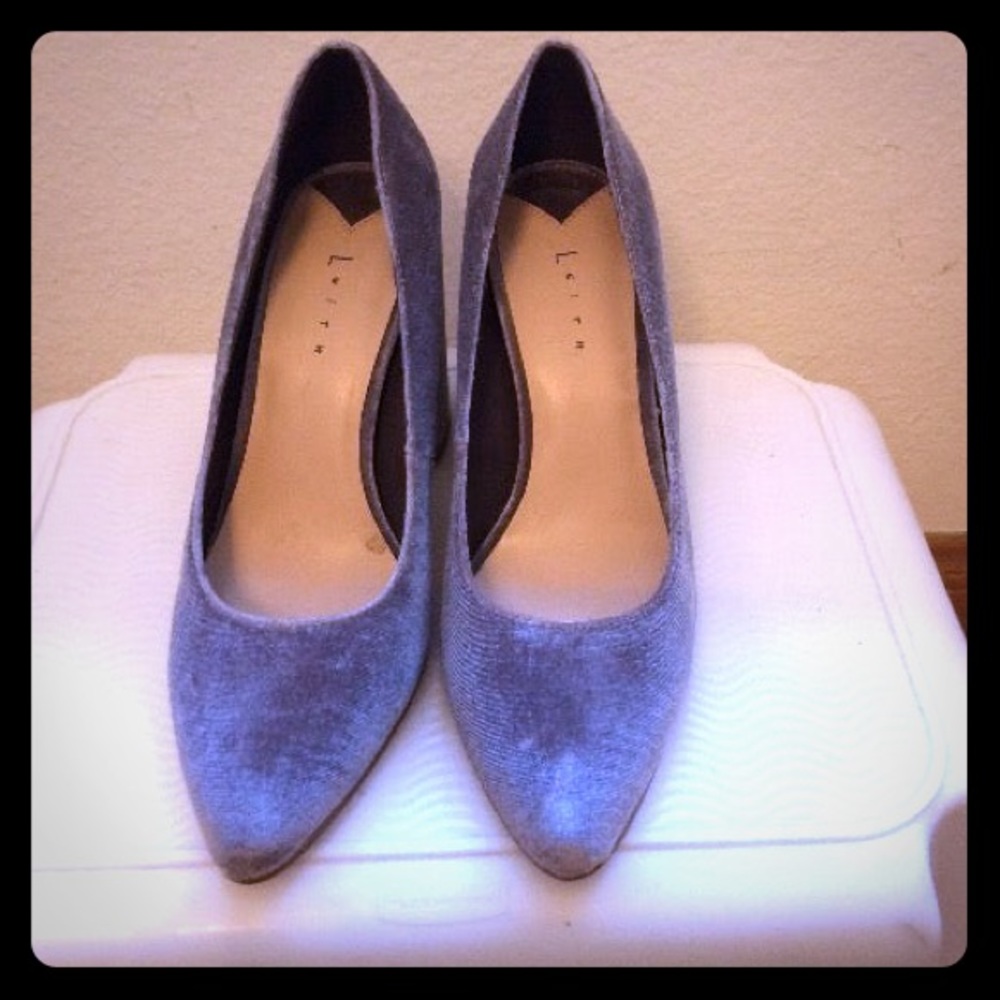 NWT Nordstrom light lavender chunky heels